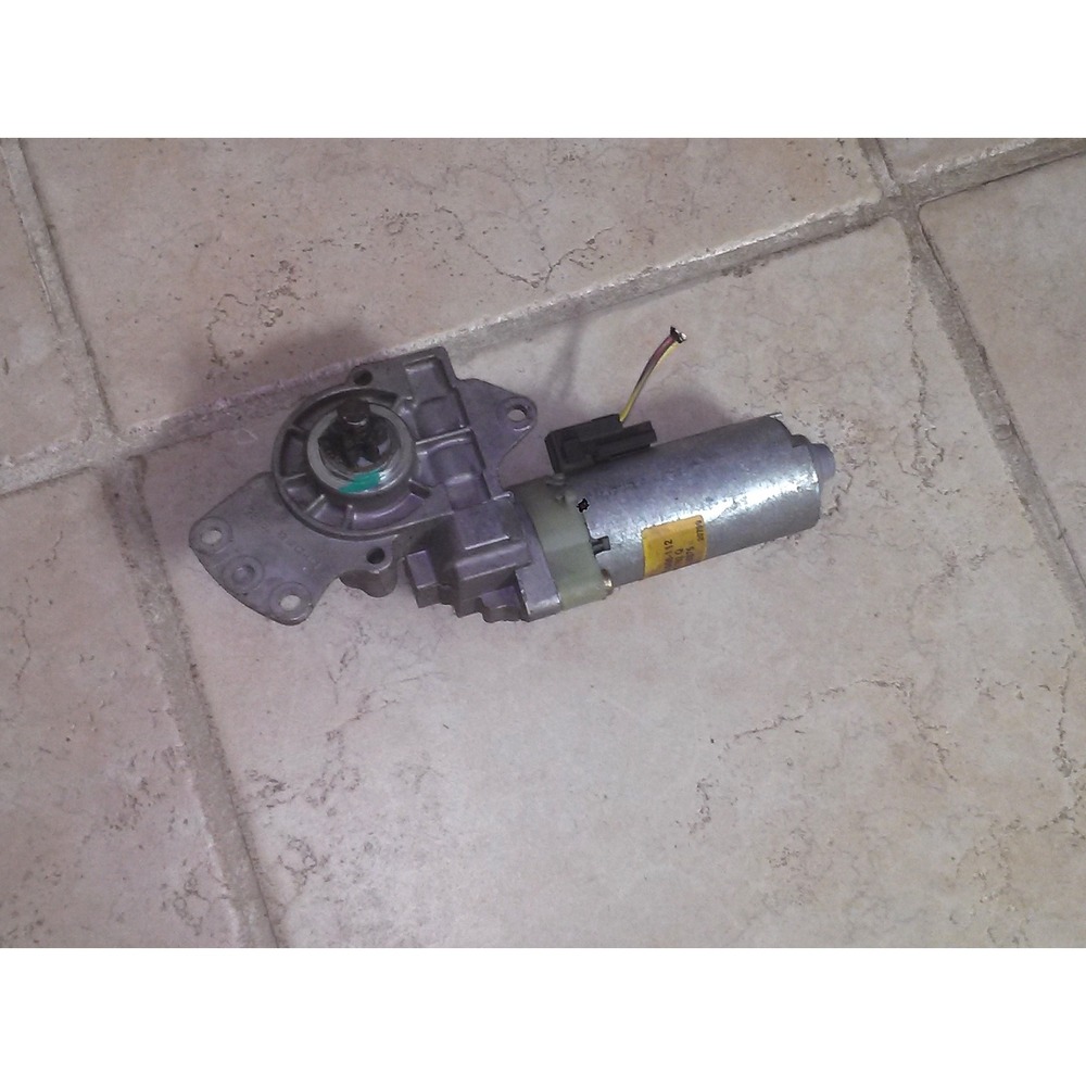 1997-2004 Audi A6 Quattro Front Seat Motor OEM VW 97 98 99 00 01 02 03 04